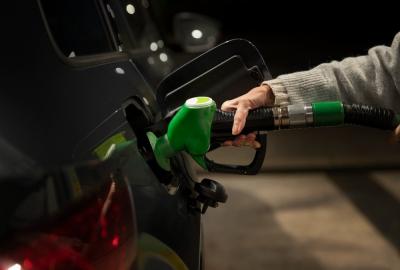 How to Stay Safe from Credit Card Scams at Fuel Stations