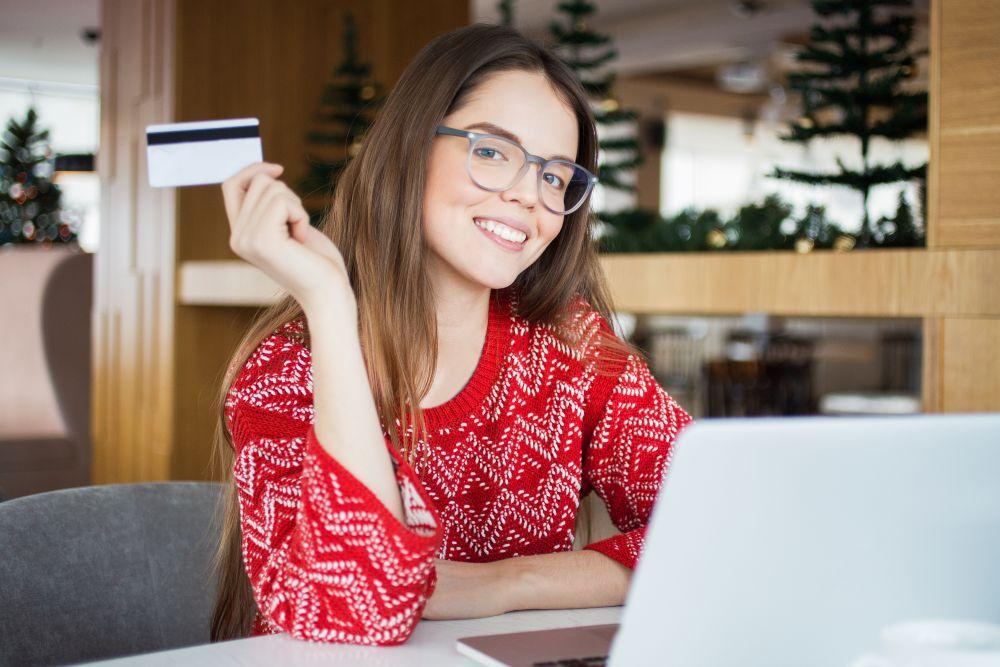 Empowering Women: How Credit Cards Boost Financial Freedom